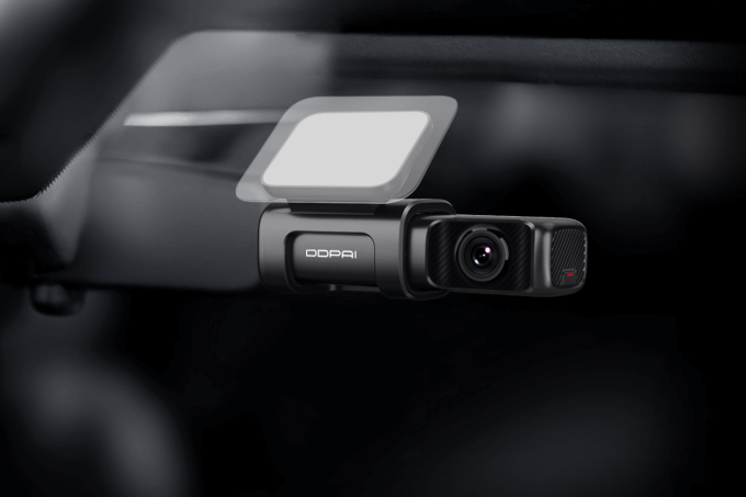 DDPAI MINI5 4K dash cam